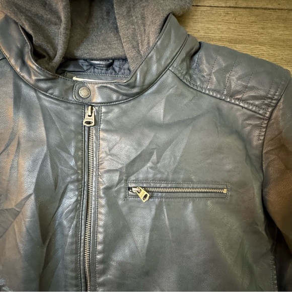 Levis Dark Blue Men’s Faux Leather Hooded Bomber Jacket XXL - Picture 4 of 15